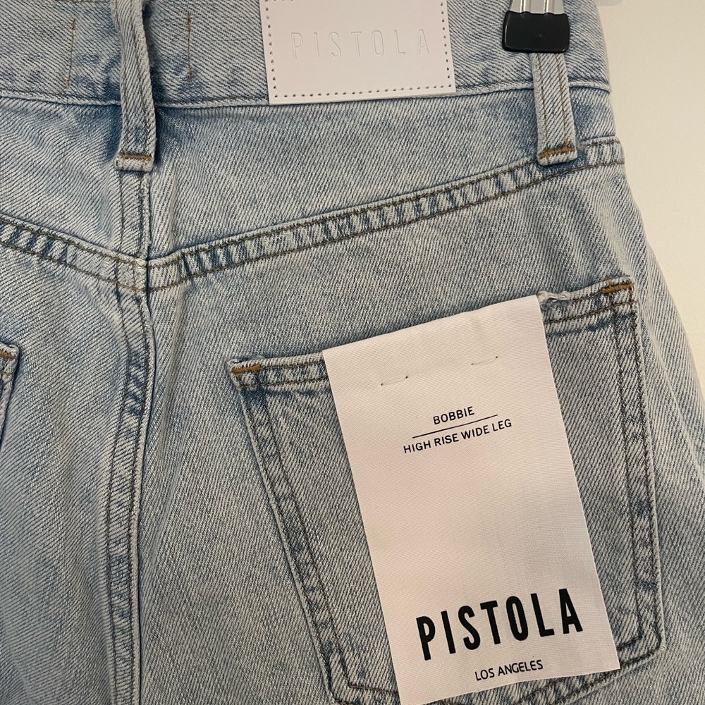 PISTOLA- BOBBIE CROSSOVER SHORT - COLLINS (light denim) - Picture 7 of 7